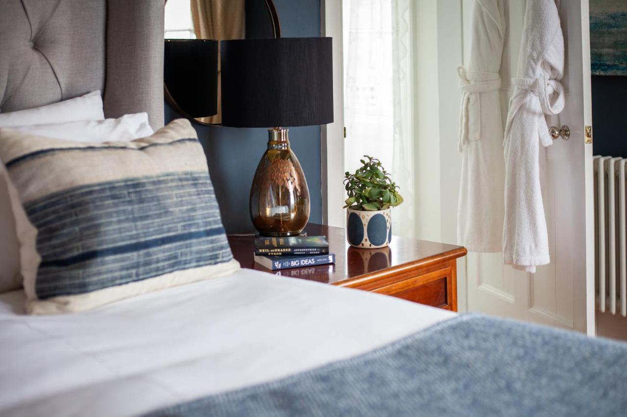 Dorset House Bed & Breakfast Lyme Regis Ngoại thất bức ảnh